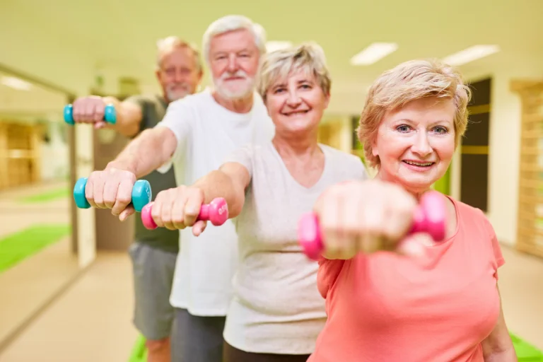Hier sehen Sie eine Gruppe beim Rehasport im FTZ Lehermeier in Landau an der Isar!